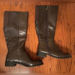 Life Stride Brown Boots